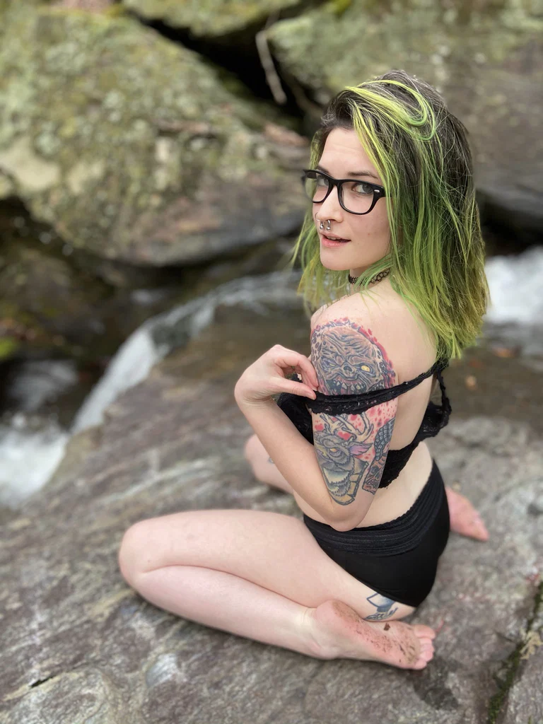 Catie Brown's avatar