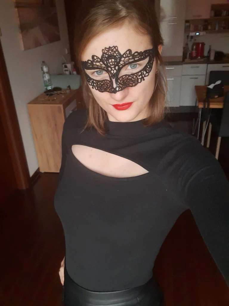 Goddess Kate's avatar