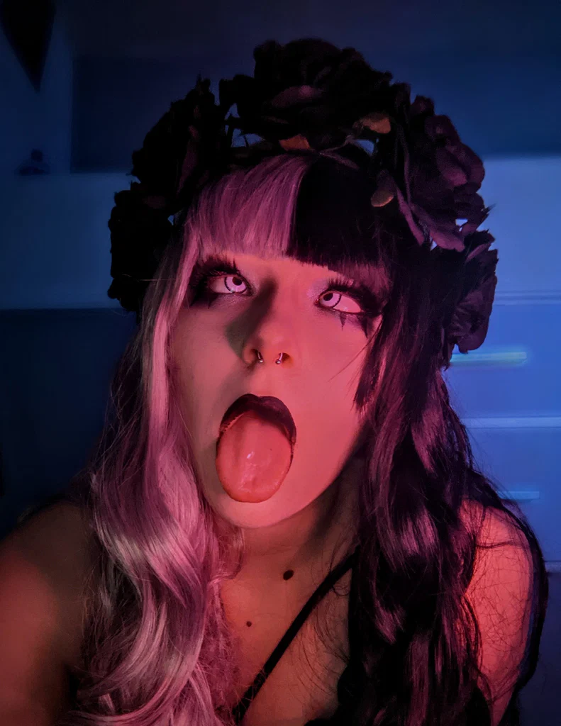 PeachiePlum's avatar