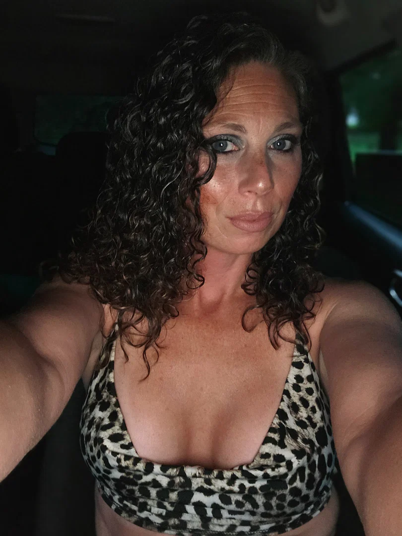 HOTWIFE Ryanmichelle profile banner