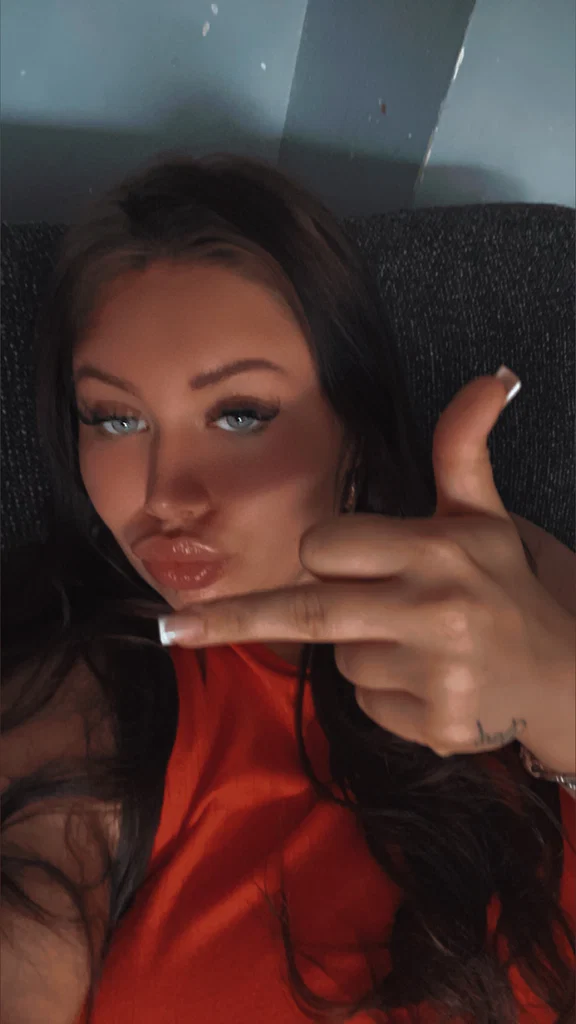 Millie ✨'s avatar