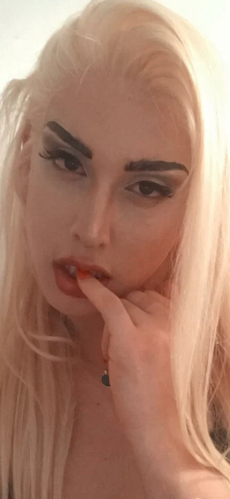 Nicole's avatar