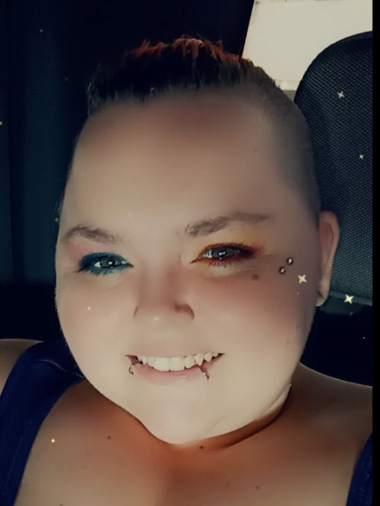 Foxy Gemini's avatar