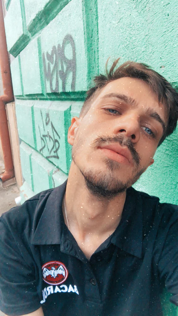Alex's avatar