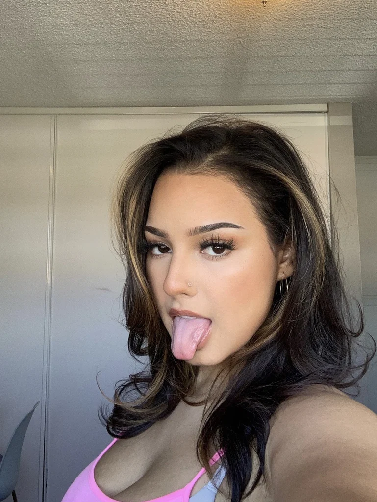 Mell's avatar