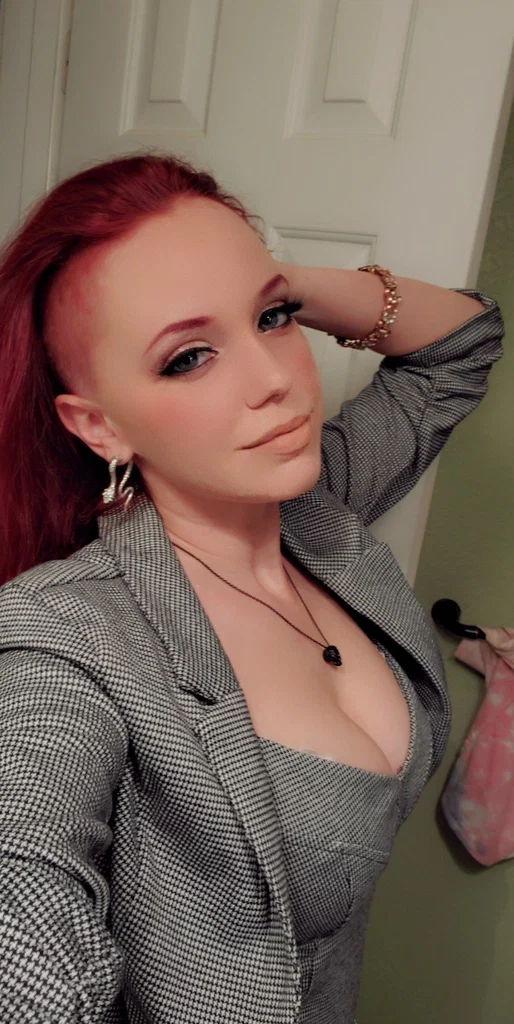 Aphrodite Vixen's avatar
