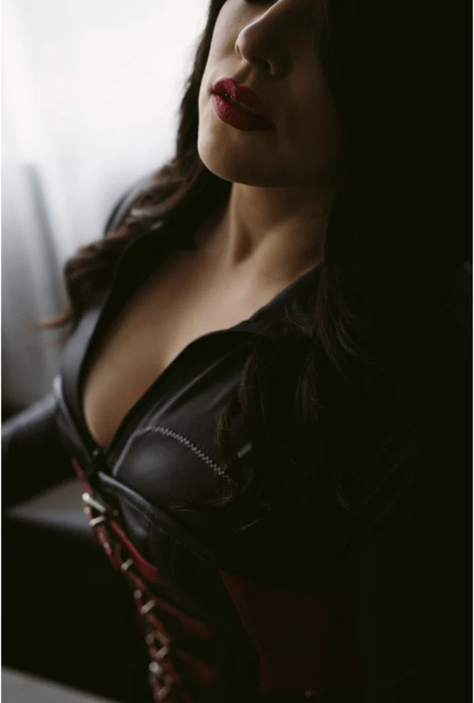 Mistress Ruby's avatar