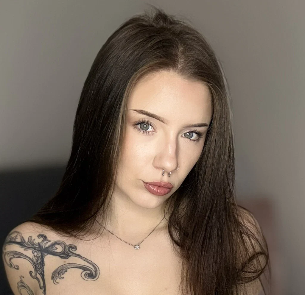 Alya Lore's avatar