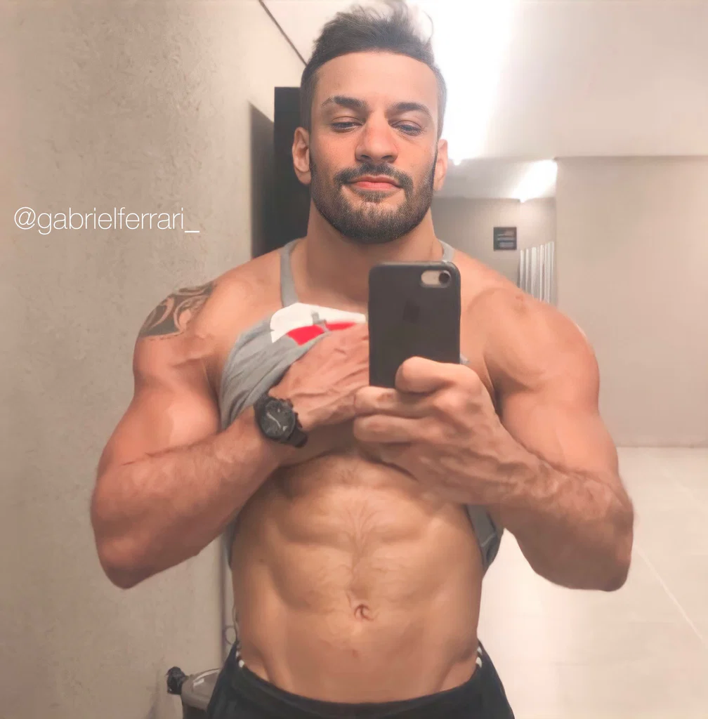 Gabriel Ferrari's avatar