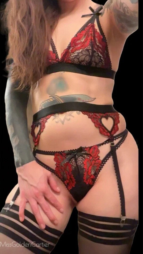 MissGoldenCartier profile banner