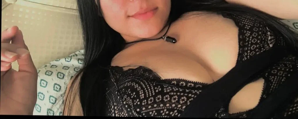 Jennifer Rose's avatar