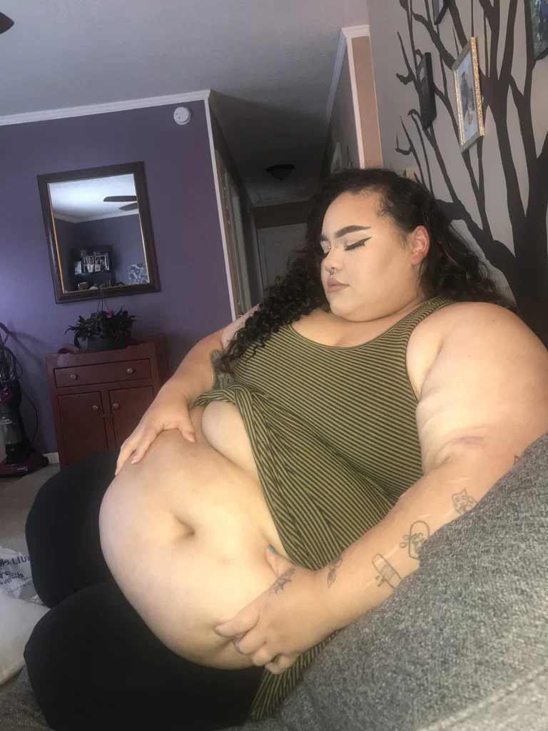 Elle Baby's avatar
