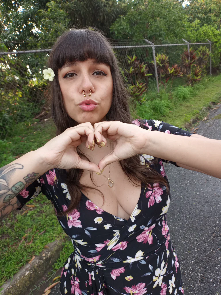 Anika's avatar
