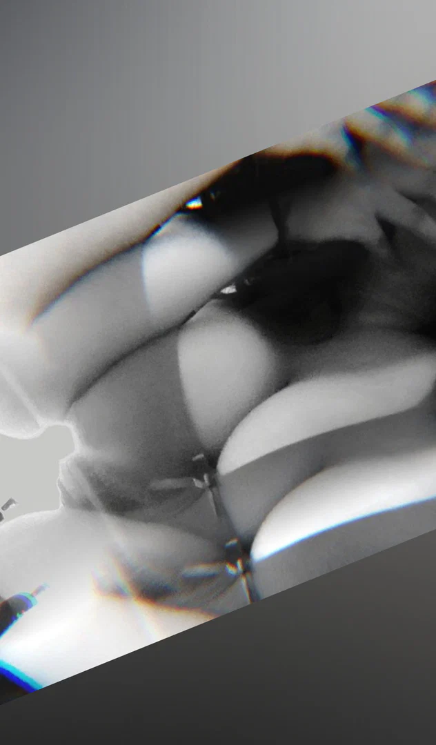 Robin Ren profile banner