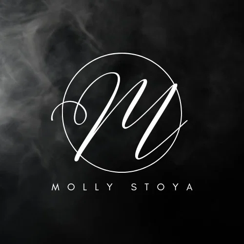 MOLLY STOYA 💋's avatar