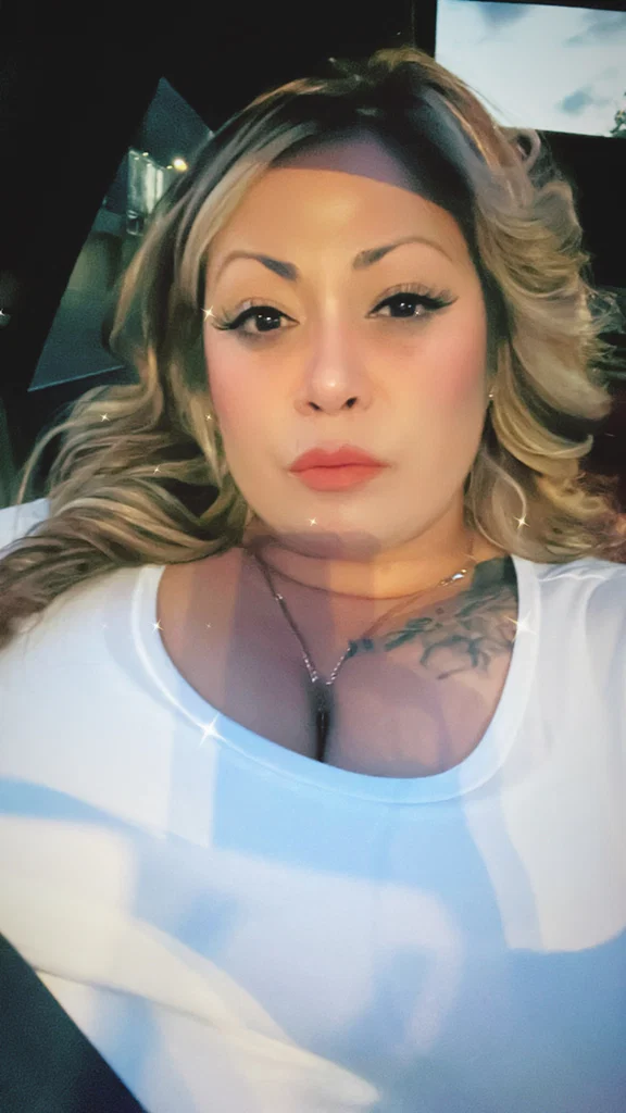 Evelyn Lopez's avatar