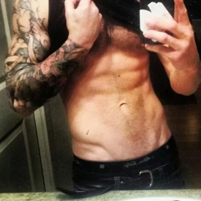 Maxwell Cross POV 🧐's avatar