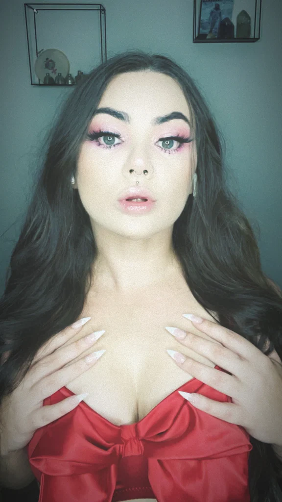 Lillith 🖤's avatar