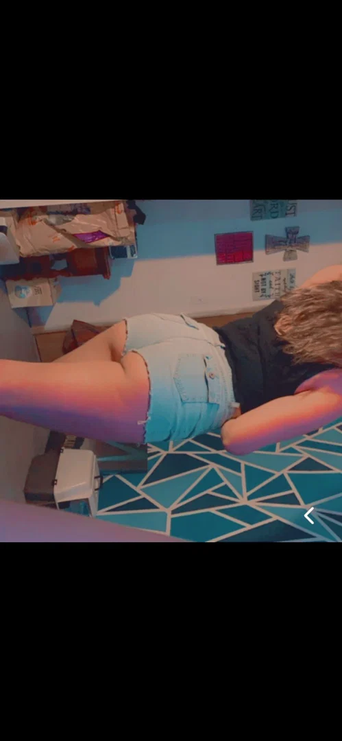 Vanessa profile banner