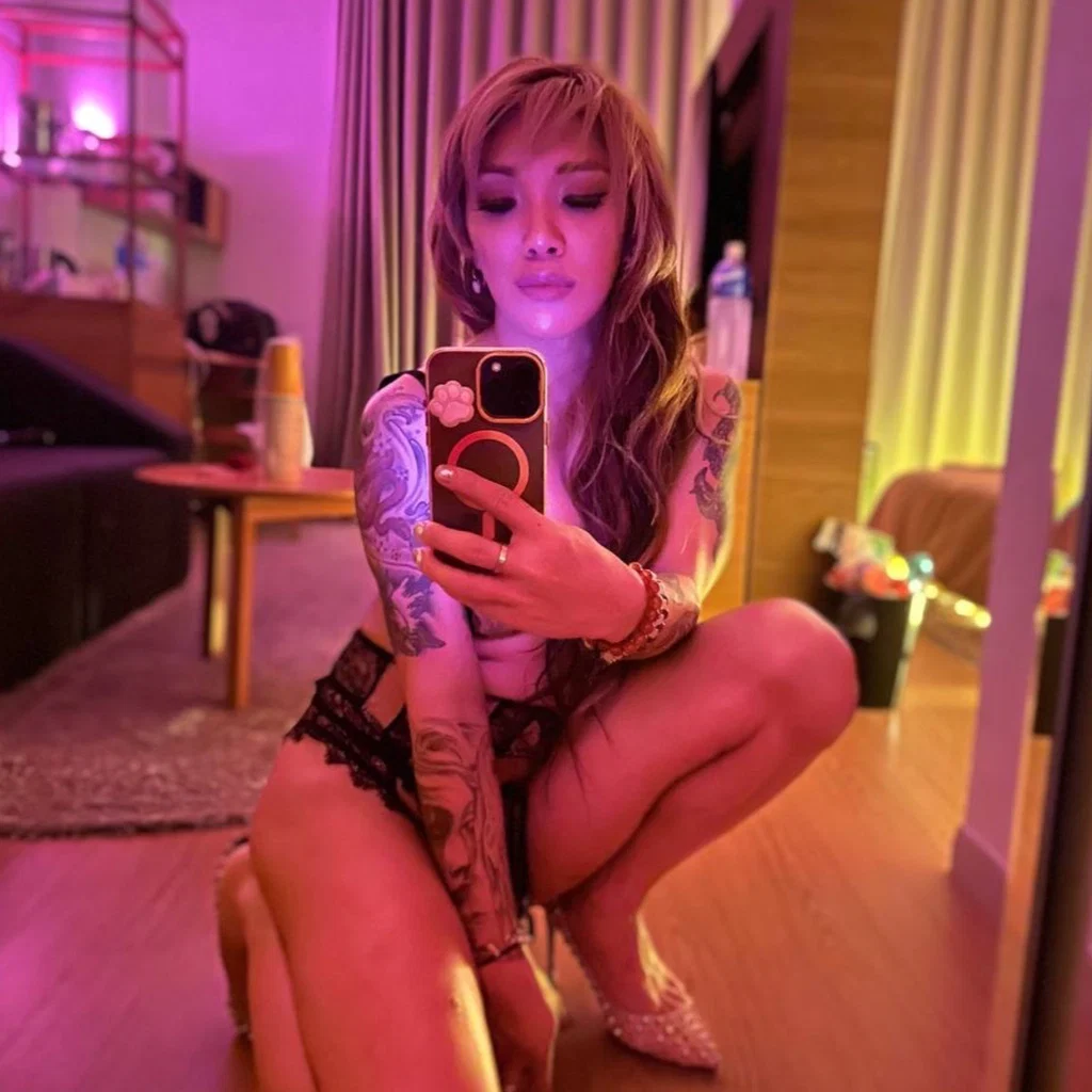 TITILLATING  Tiffy EXCLUSIVE's avatar