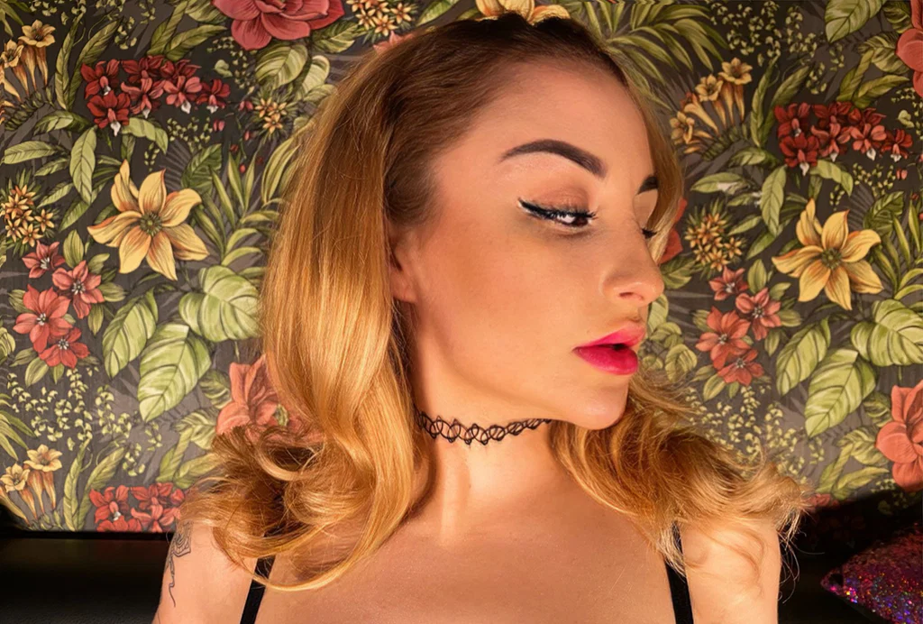 Elizabeth_Honeyxx's avatar