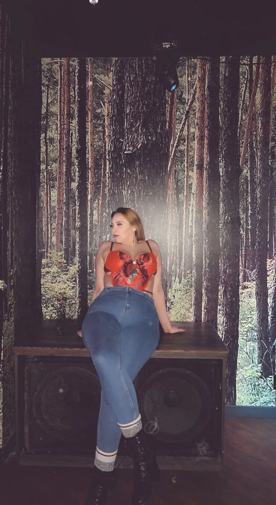 Kenzie Kryptonite's avatar