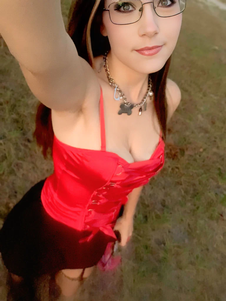 Bonnie 🔝5.5% 💋's avatar