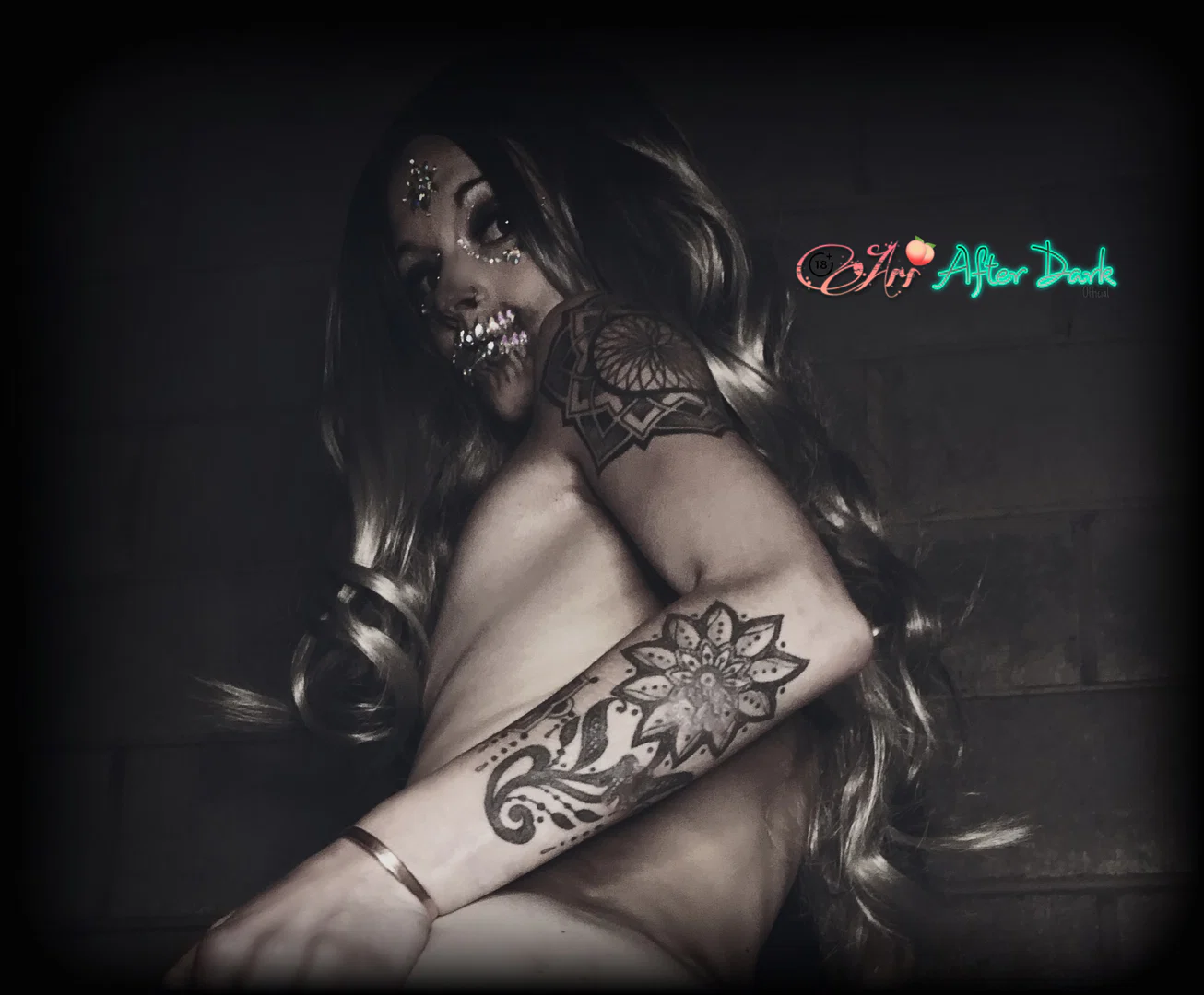 Ari🍑 profile banner