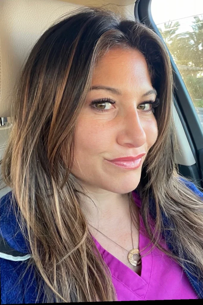 Veronica Cox's avatar