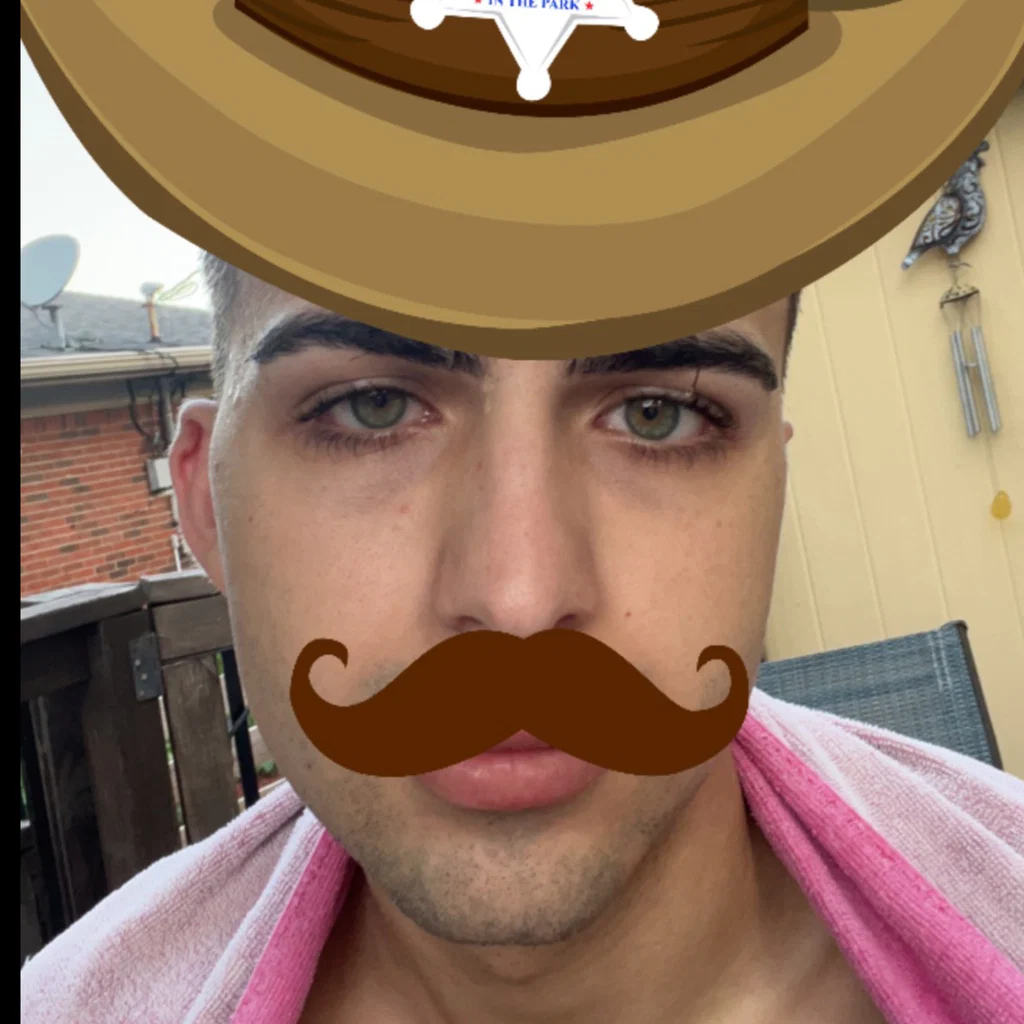Alek's avatar