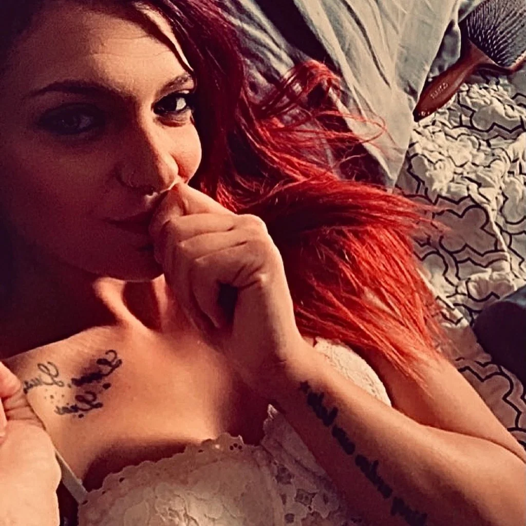 Heather Lee's avatar