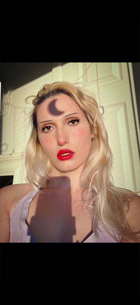 Daniela's avatar