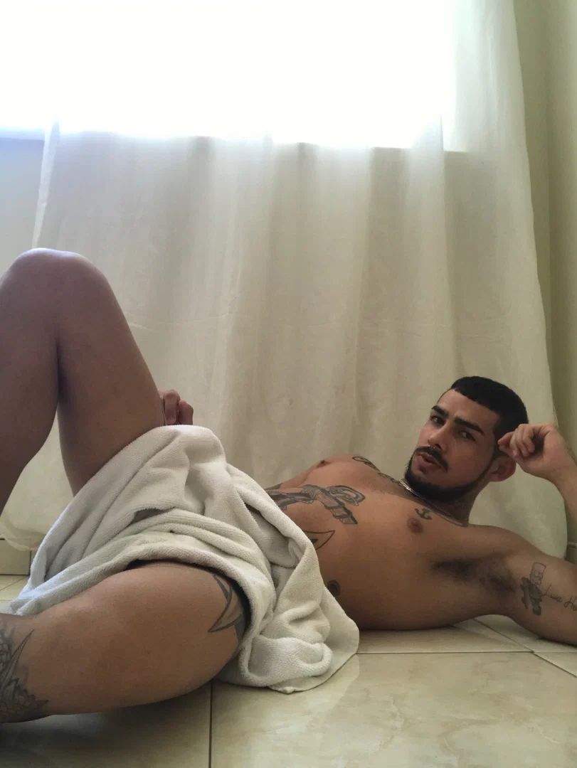 Luciano Queiroz profile banner