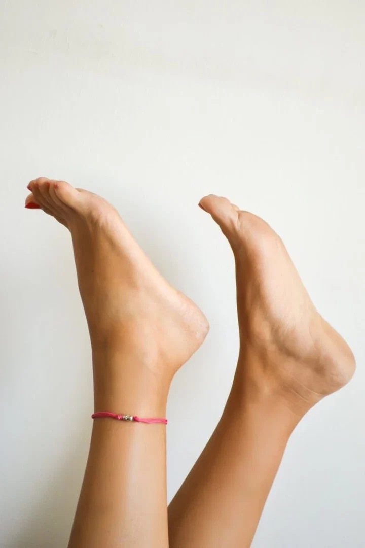 The most beautiful feet profile banner