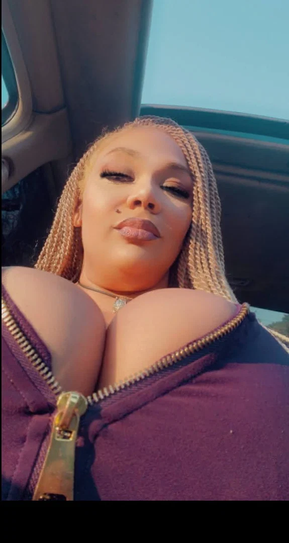 Carmel Cleavage profile banner