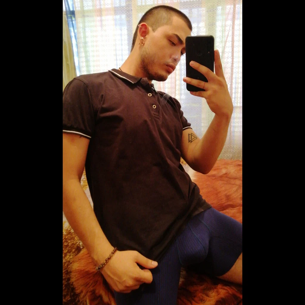Eduardo.'s avatar