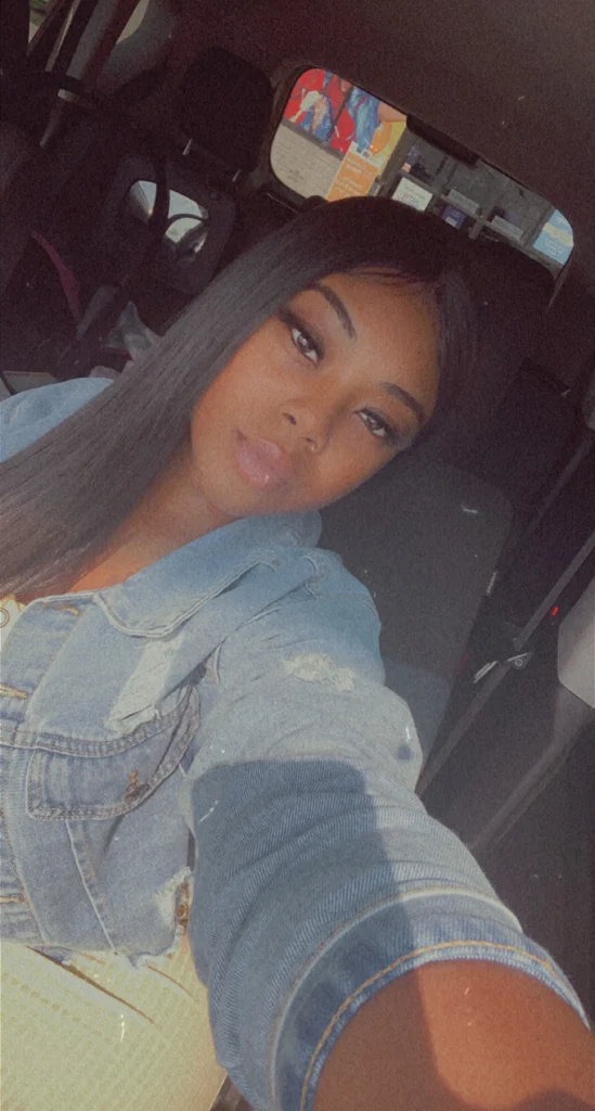 BabyJ 🤪's avatar