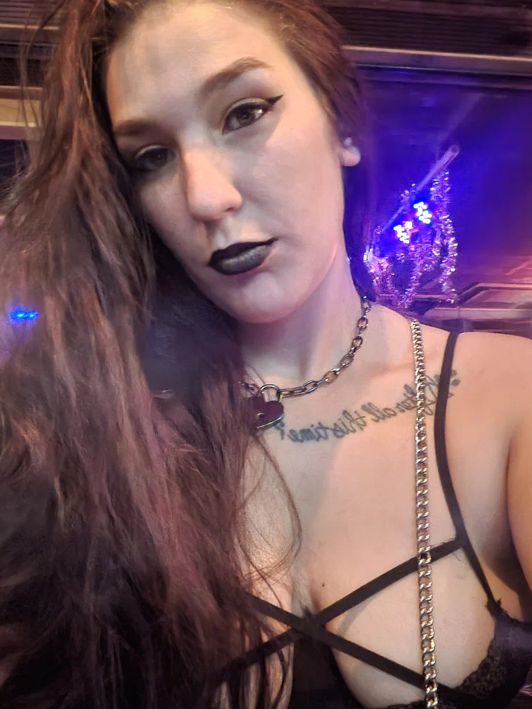 Jasmine Blu