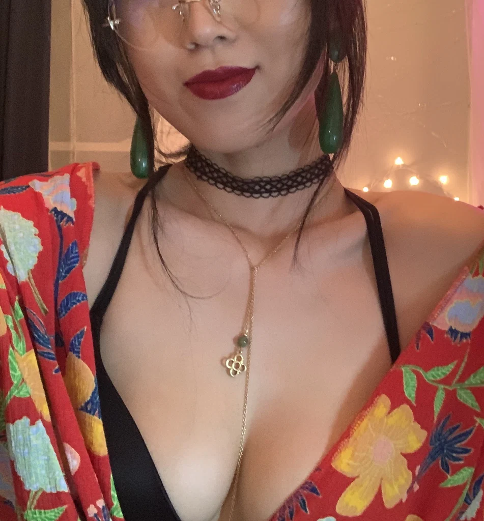 Eve Bae's avatar