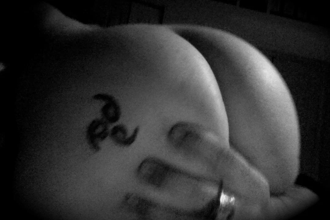 thegirlwiththefatass69 profile banner