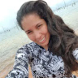 Suri Adventurous's avatar