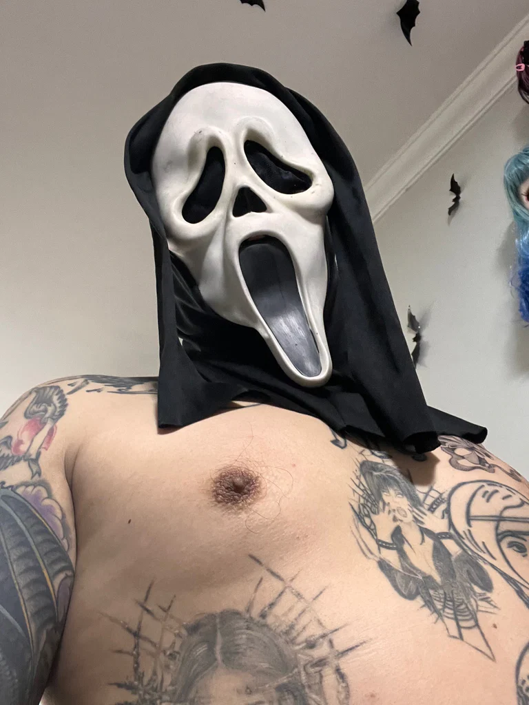 Travis tattoo boy
