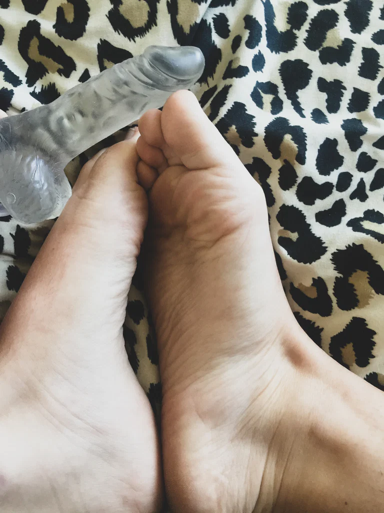 The Toe Temptress