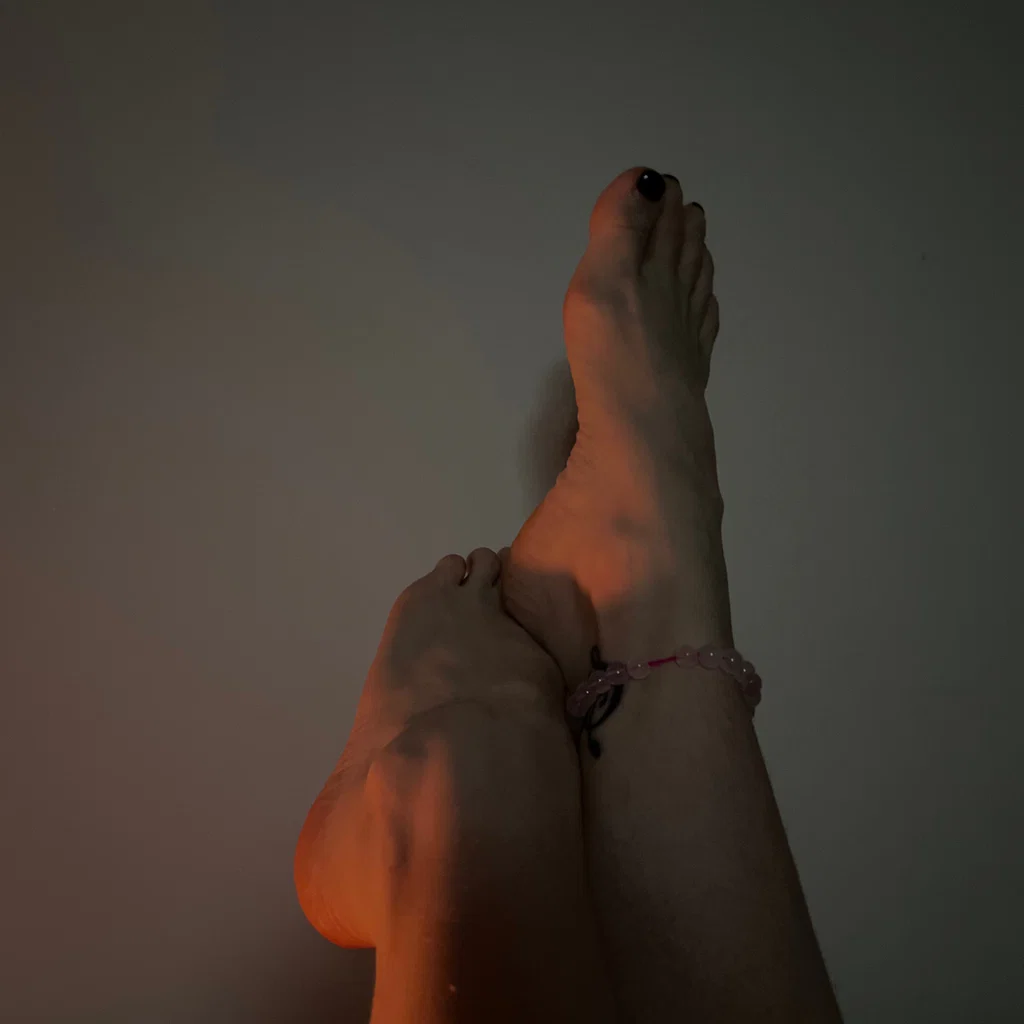 Footsy Fairy's avatar