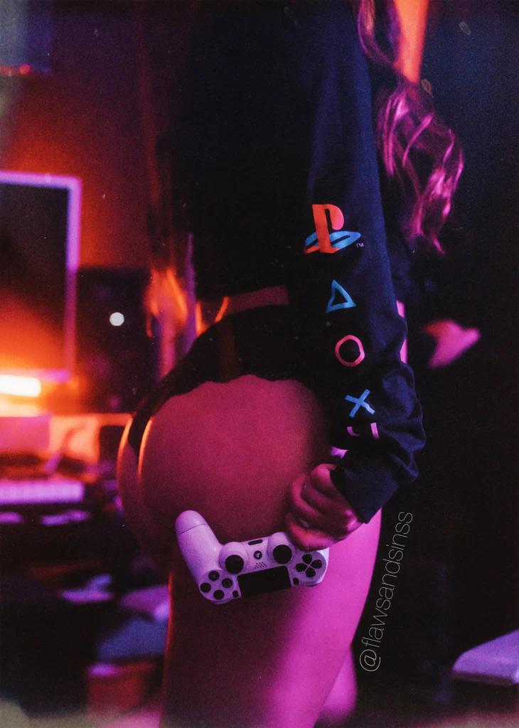 FlawsAndSinss's avatar