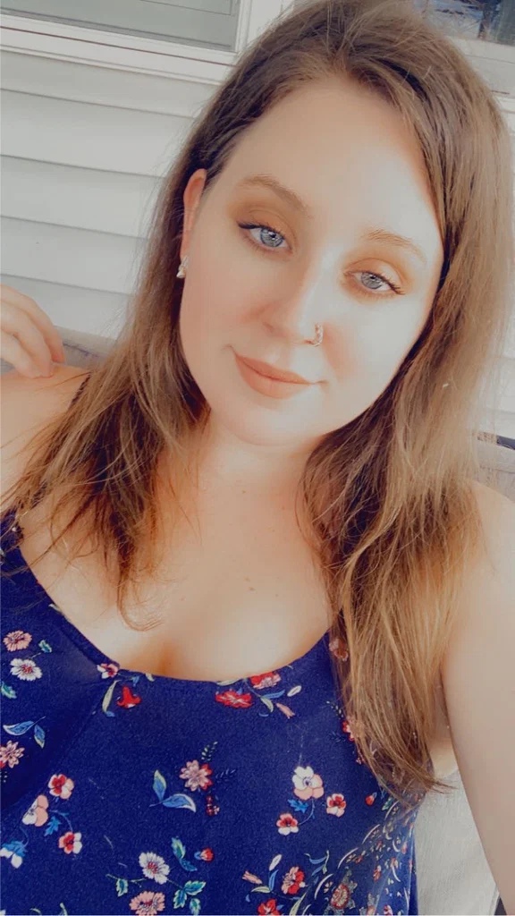 Sarah🍓cute_plump_FREE's avatar