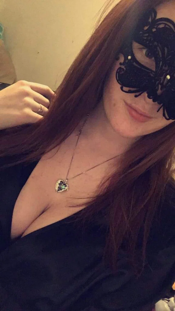 Redhead angel's avatar