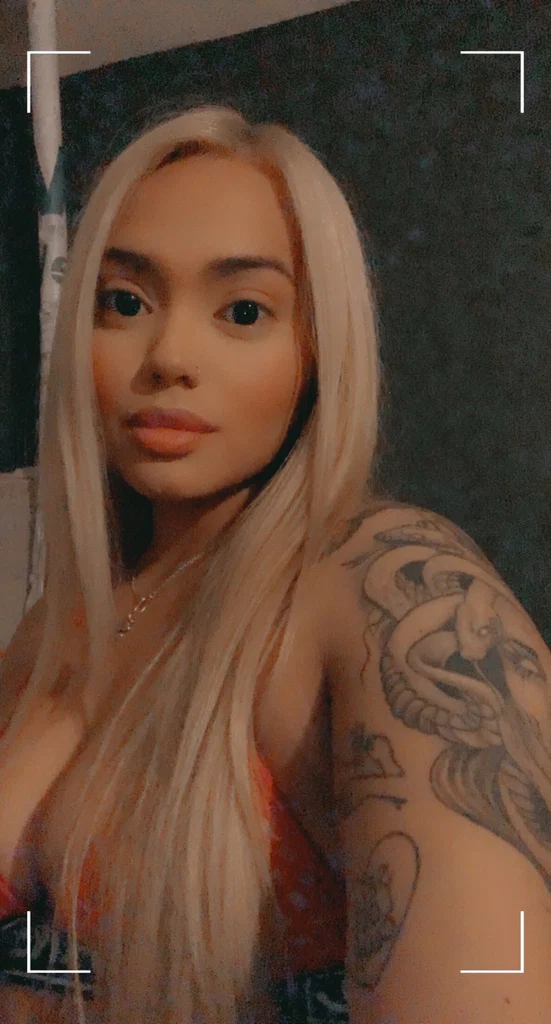 Alexandra Montes's avatar