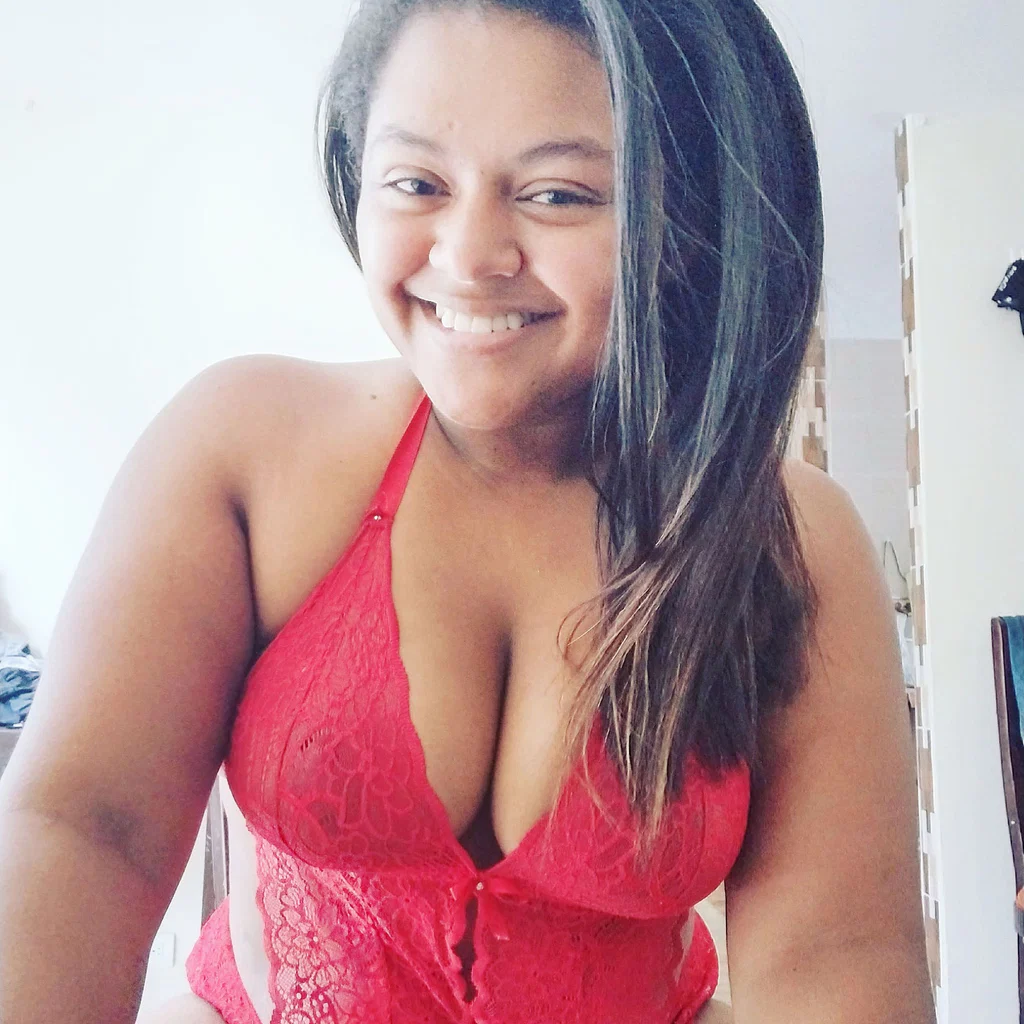 Erika🦋🌺's avatar