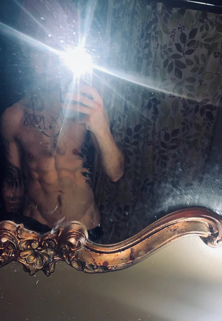 Nikolai✨'s avatar